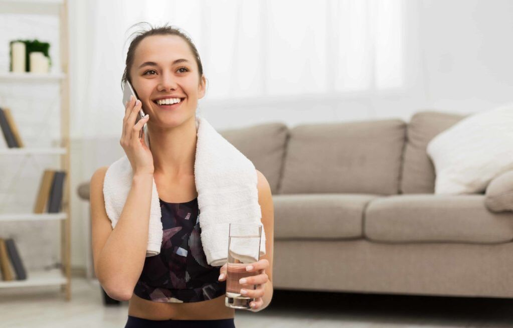 Come sbarazzarsi di pancia e fianchi senza dieta o andare in palestra